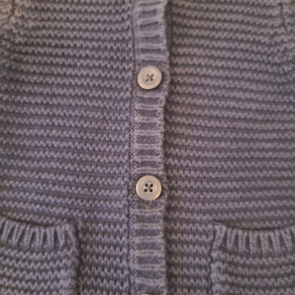 Old Navy Cardigan Chunky Navy Blue With Pockets‎ Infant Size 3-6 Months - Picture 9 of 12